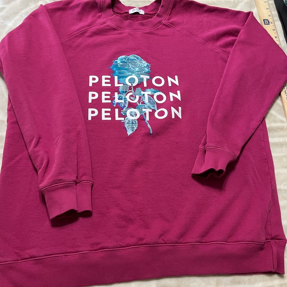 Peloton Fuchsia Sweatshirt with Blue Graphic M